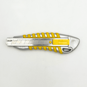 VH37 Cutter with Rubber Grips